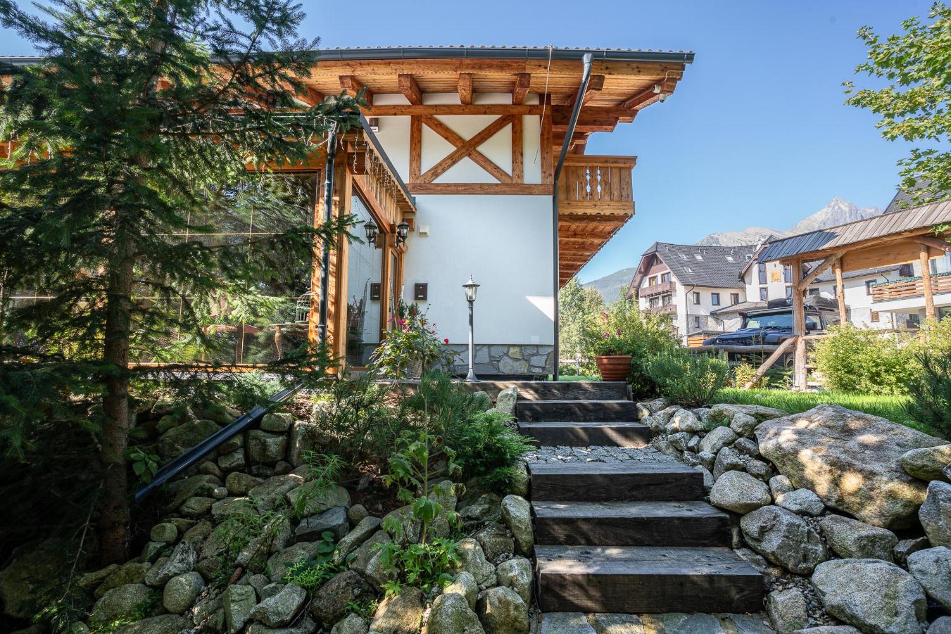 Tatrachalet Lomnica Rent Homestay szállás *